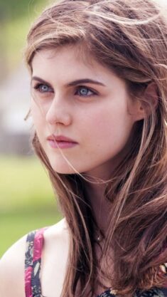 Alexandra Daddario